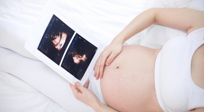 Test Prenatal no invasivo para evitar la Amniocentesis